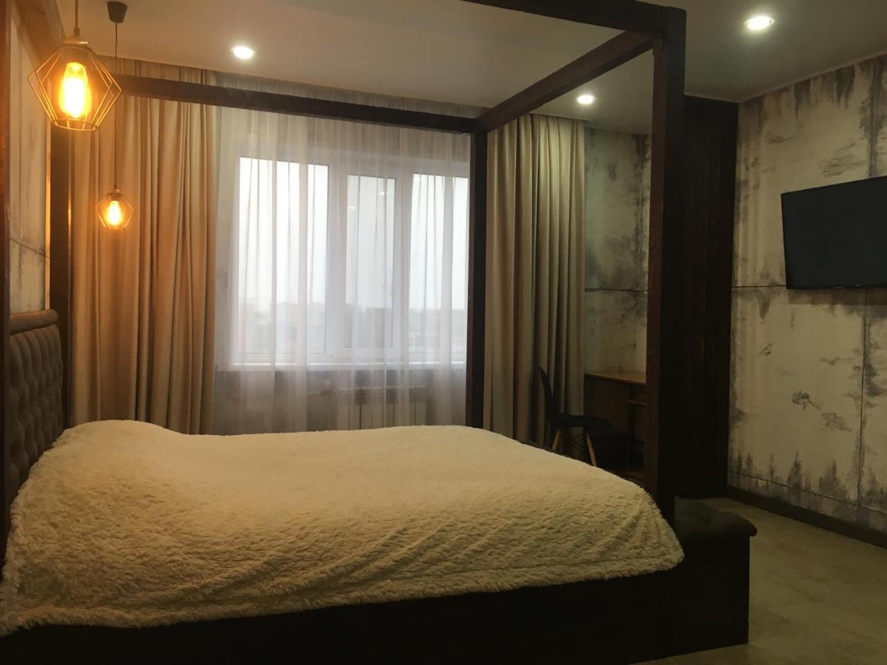 Loft - Interior Design Apartments 乌拉尔斯克 外观 照片