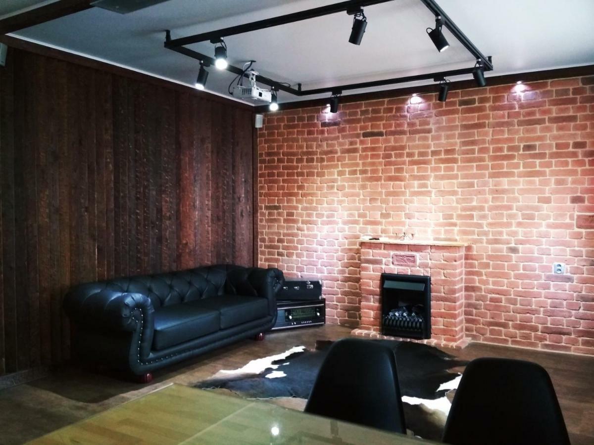 Loft - Interior Design Apartments 乌拉尔斯克 外观 照片